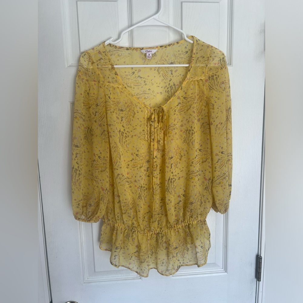 Candie's Size Medium Sheer Yellow Pastel Cottage Core Blouse Top Summer
